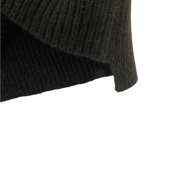 London Frey Cabin Core Alpaca Blend Charcoal Turtleneck Sweater Off & Co - Picture 3 of 6